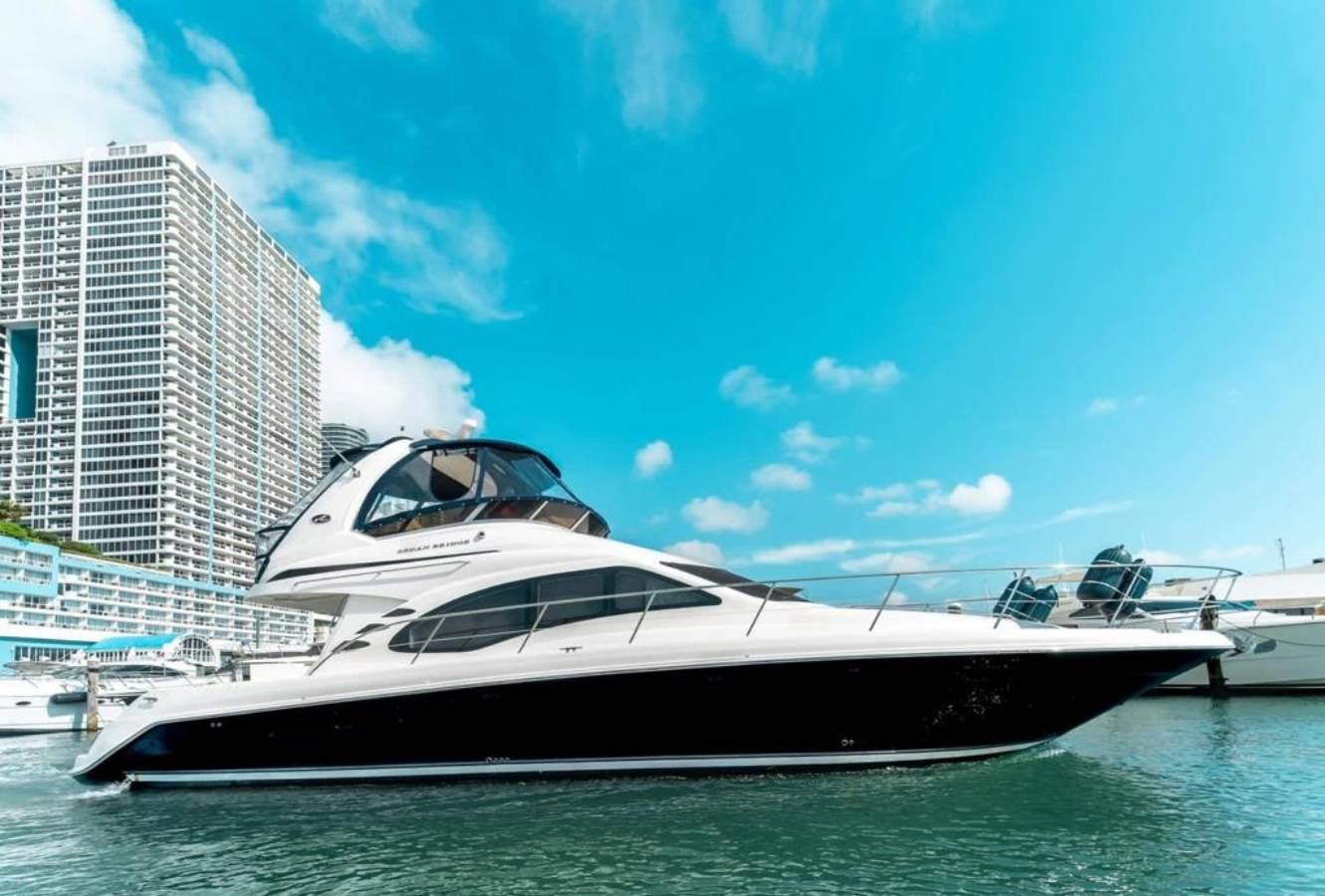 Sea Ray Sedan Bridge Ladys First 50-4