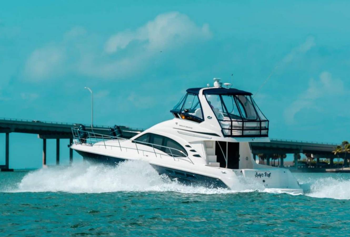 Sea Ray Sedan Bridge Ladys First 50-7